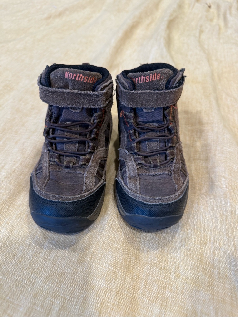 Northside Kids Brown and Black Outdoor Boots